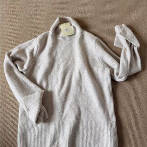 Elegant Women's Cream Sweater